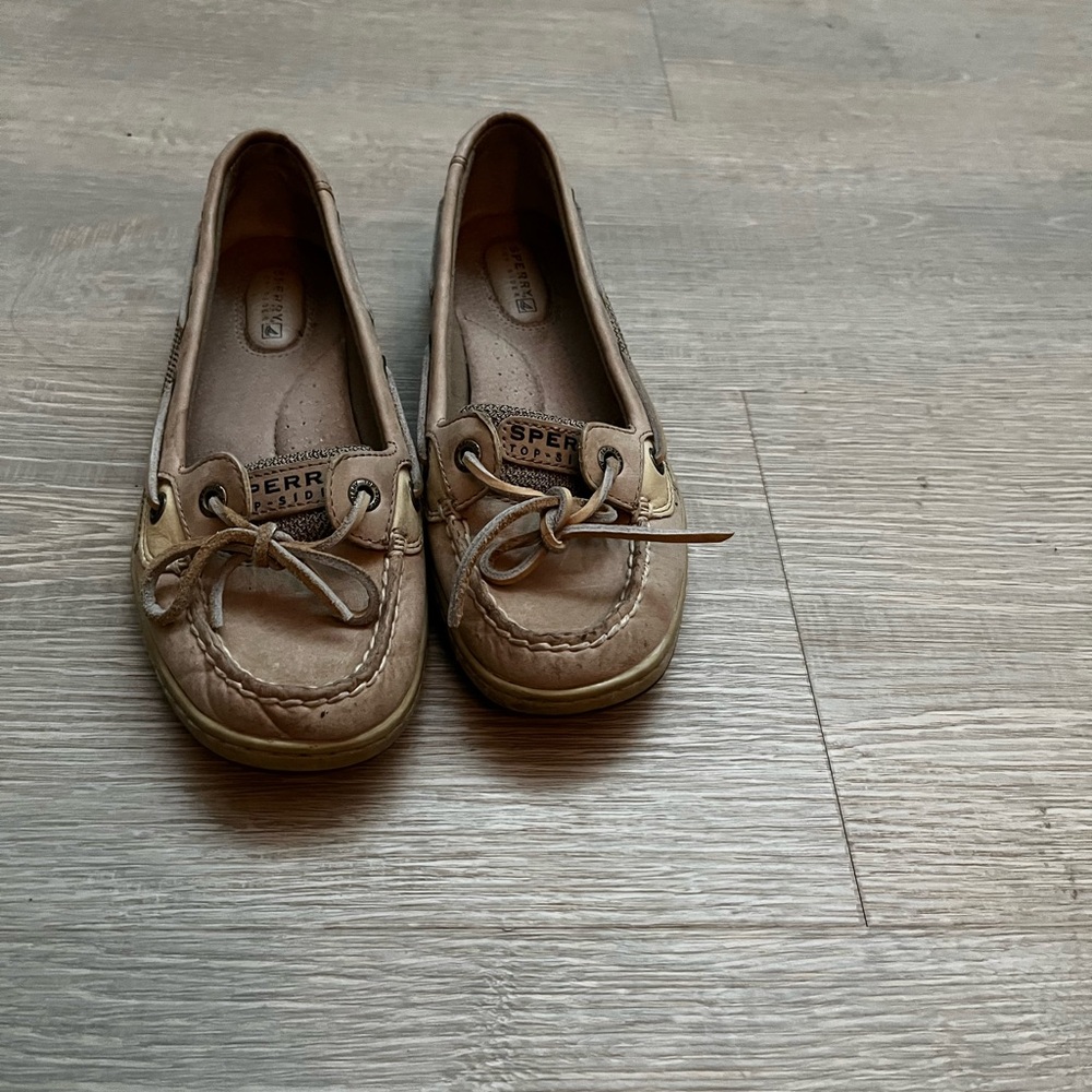 Women’s Sperry shoes size 7.5